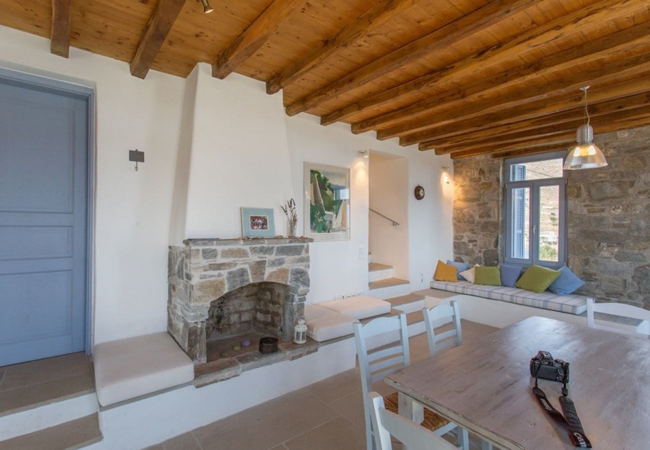 Villa à Ramos - An Amazing Stone Villa-B in Serifos w/Shared Pool