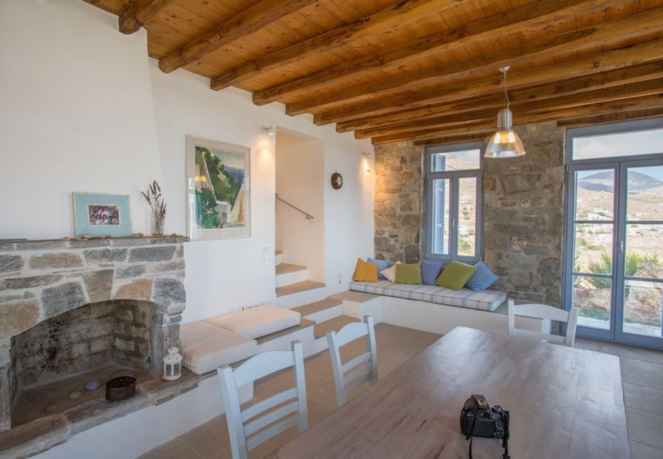 Villa à Ramos - An Amazing Stone Villa-B in Serifos w/Shared Pool