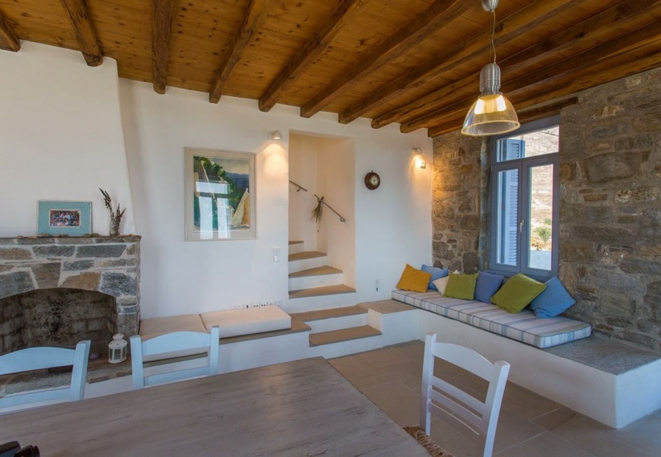 Villa à Ramos - An Amazing Stone Villa-B in Serifos w/Shared Pool