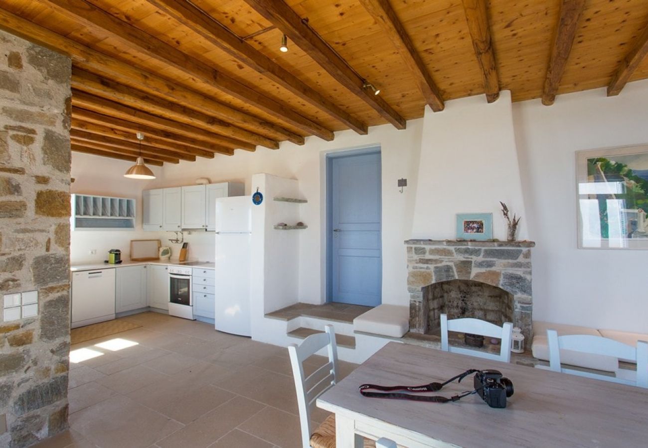 Villa à Ramos - An Amazing Stone Villa-B in Serifos w/Shared Pool