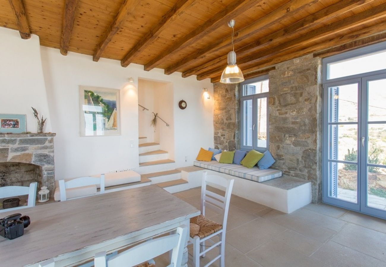 Villa à Ramos - An Amazing Stone Villa-B in Serifos w/Shared Pool