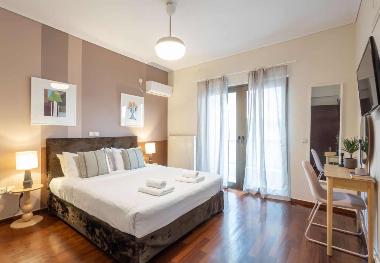 Appartement à Alimos - Amazing 2 bdrm Sea View Holiday Apt  - Renovate 2026
