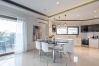 Appartement à Alimos - Amazing 2 bdrm Sea View Holiday Apt  - Renovate 2026