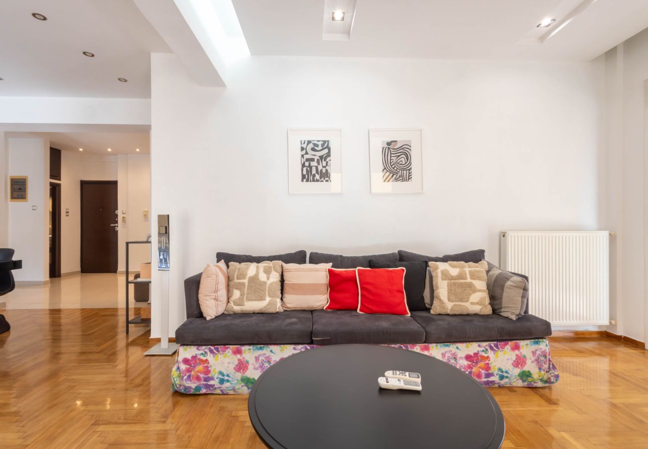 Appartement à Nea Smyrni - Brand New Luxury 2BR Apartment | Renovated June 2026
