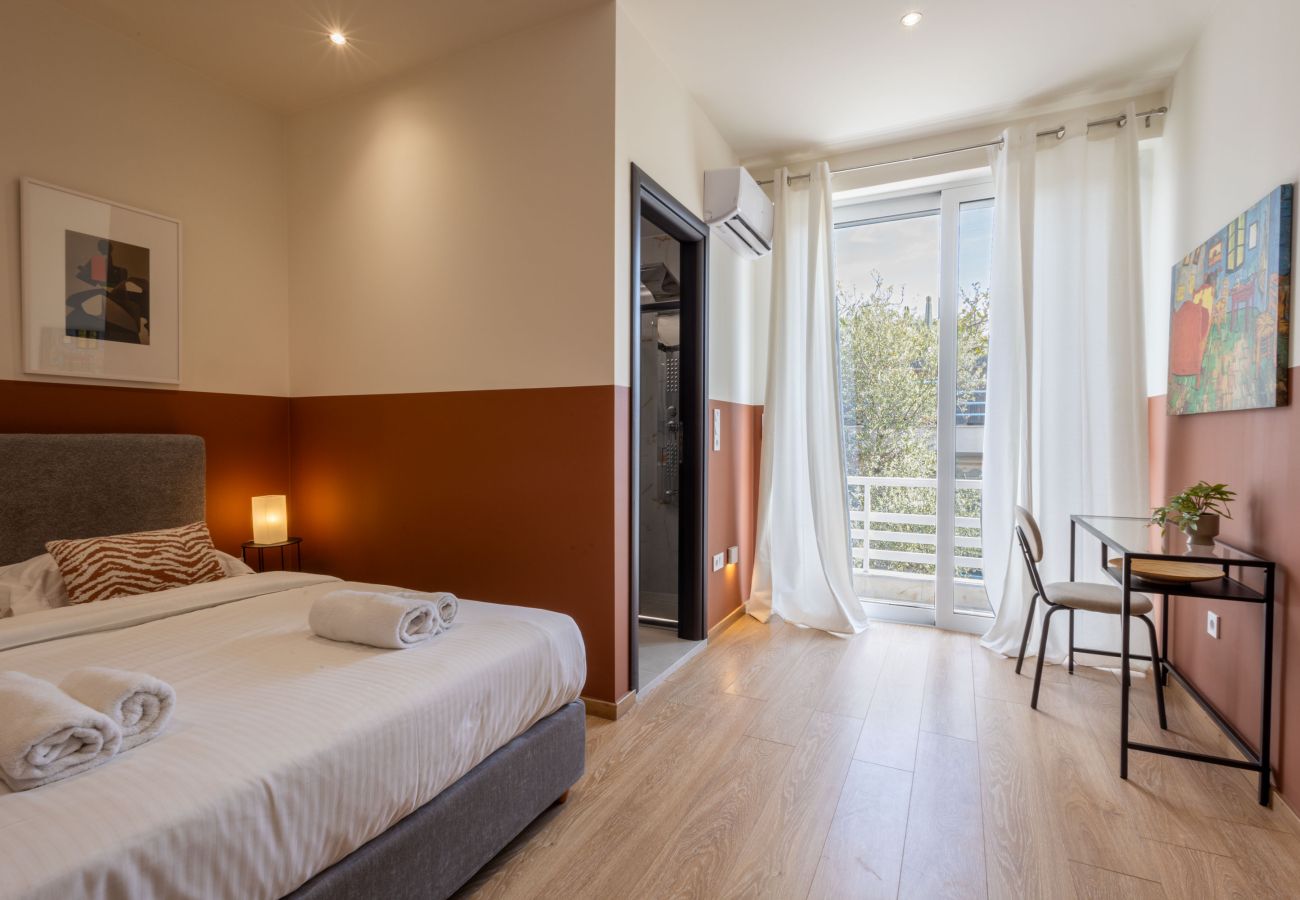 Appartement à Glyfada - Luxurious 3-Bedroom Seaside Retreat | Fully Renovated in 2025