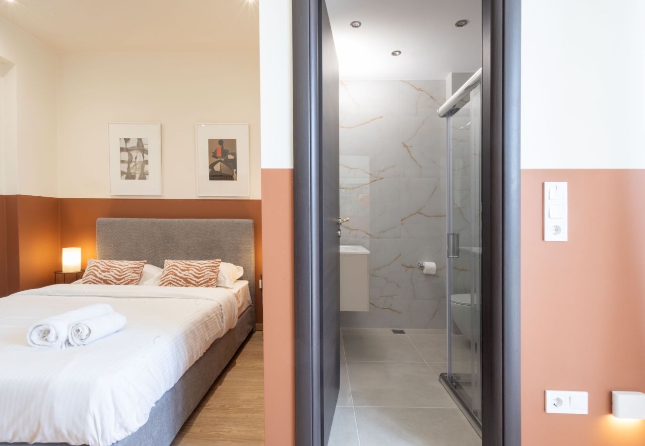 Appartement à Glyfada - Luxurious 3-Bedroom Seaside Retreat | Fully Renovated in 2025