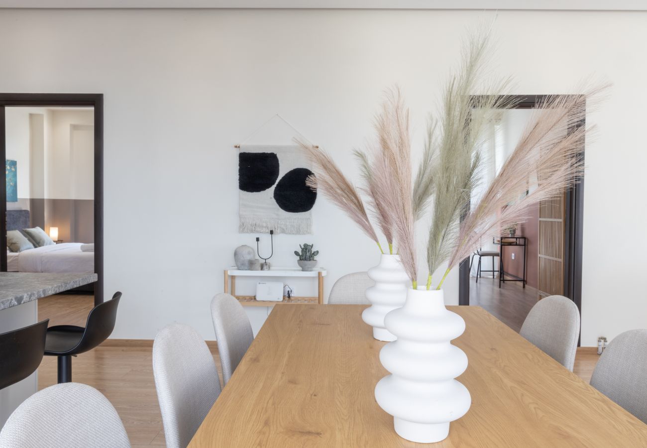 Appartement à Glyfada - Luxurious 3-Bedroom Seaside Retreat | Fully Renovated in 2025