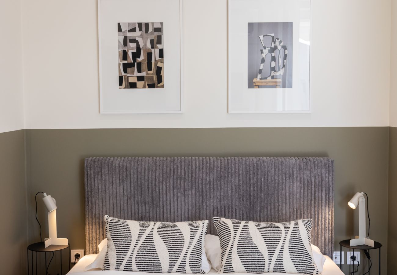 Appartement à Glyfada - Luxurious 3-Bedroom Seaside Retreat | Fully Renovated in 2025