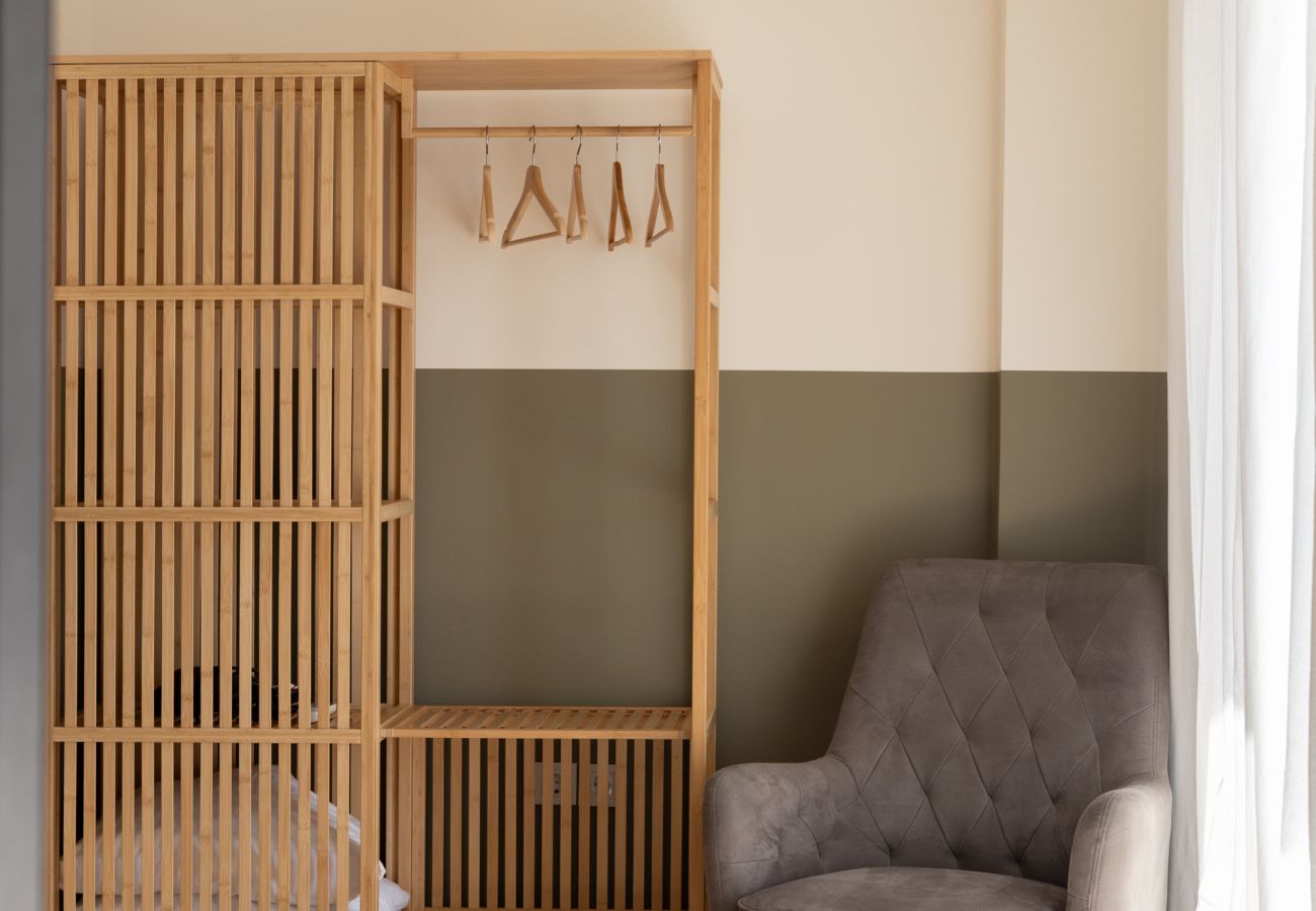 Appartement à Glyfada - Luxurious 3-Bedroom Seaside Retreat | Fully Renovated in 2025