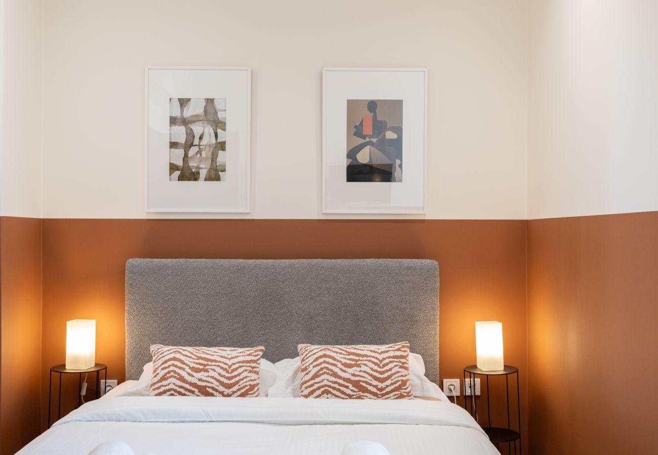 Appartement à Glyfada - Luxurious 3-Bedroom Seaside Retreat | Fully Renovated in 2025