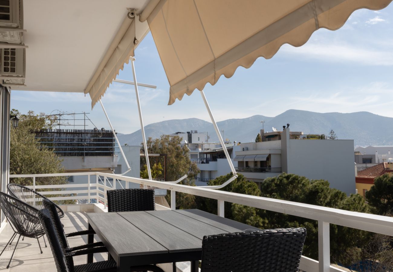 Appartement à Glyfada - Luxurious 3-Bedroom Seaside Retreat | Fully Renovated in 2025