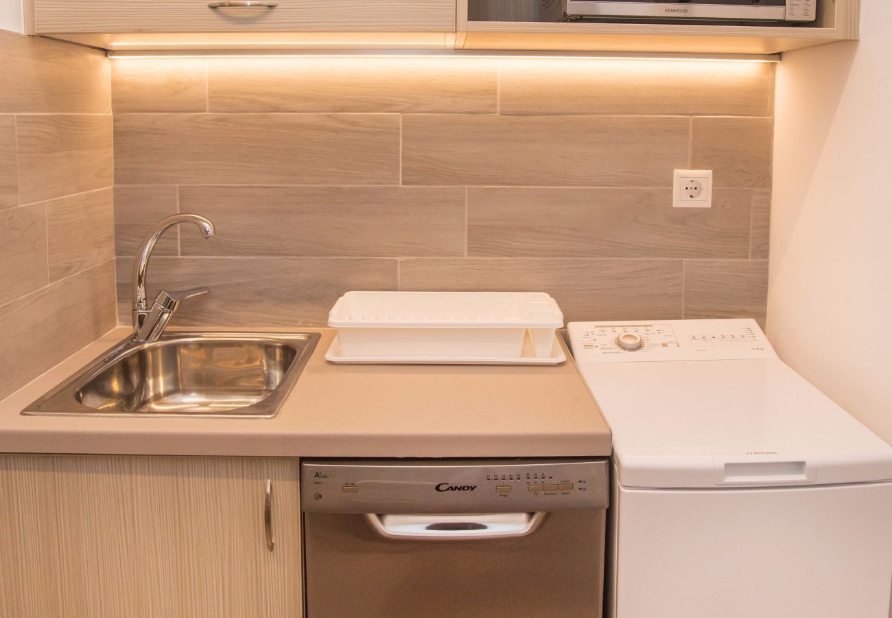 Appartement à Glyfada - Next to the beach 1 bdrm apartment
