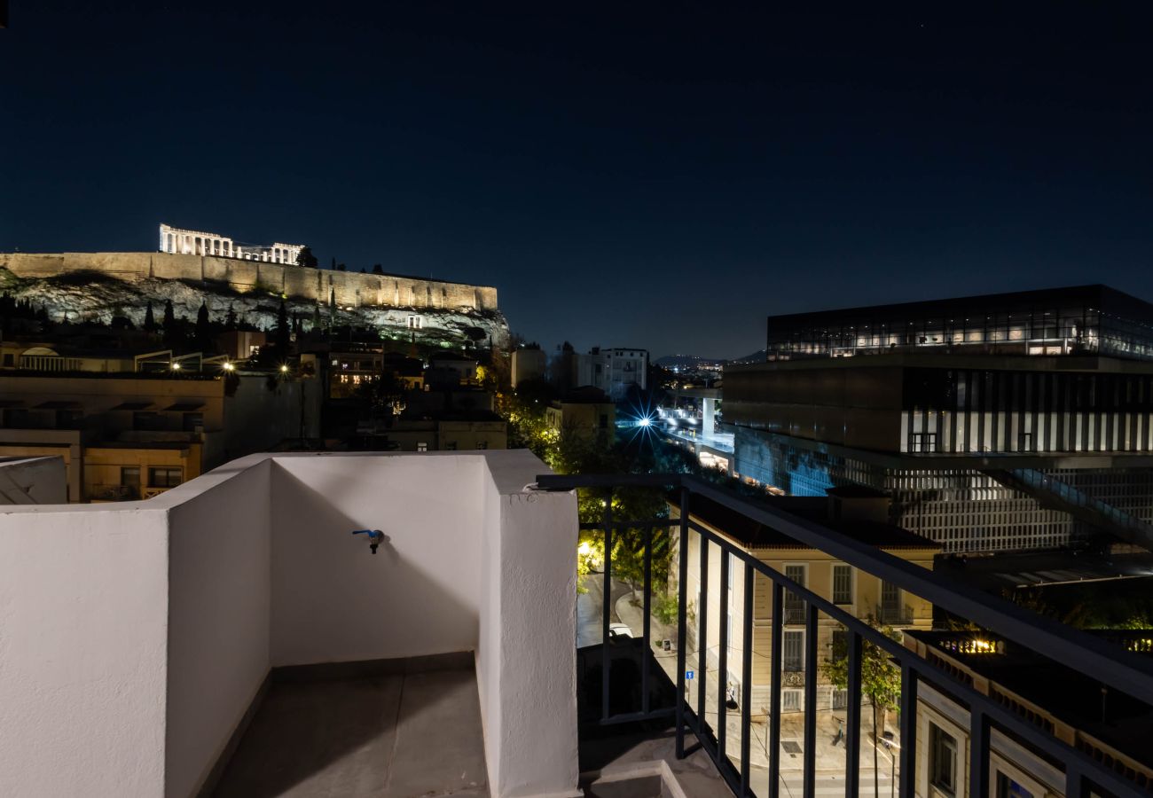 Appartement à Athens - Cozy Deck Roof Apt at the Foothills of Acropolis 