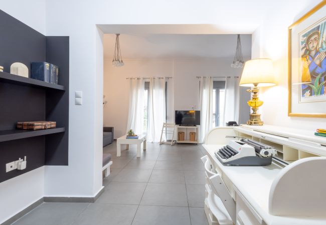 Maison à Athens - Spacious 4BR House near Acropolis | Roof Garden | 12 Guests