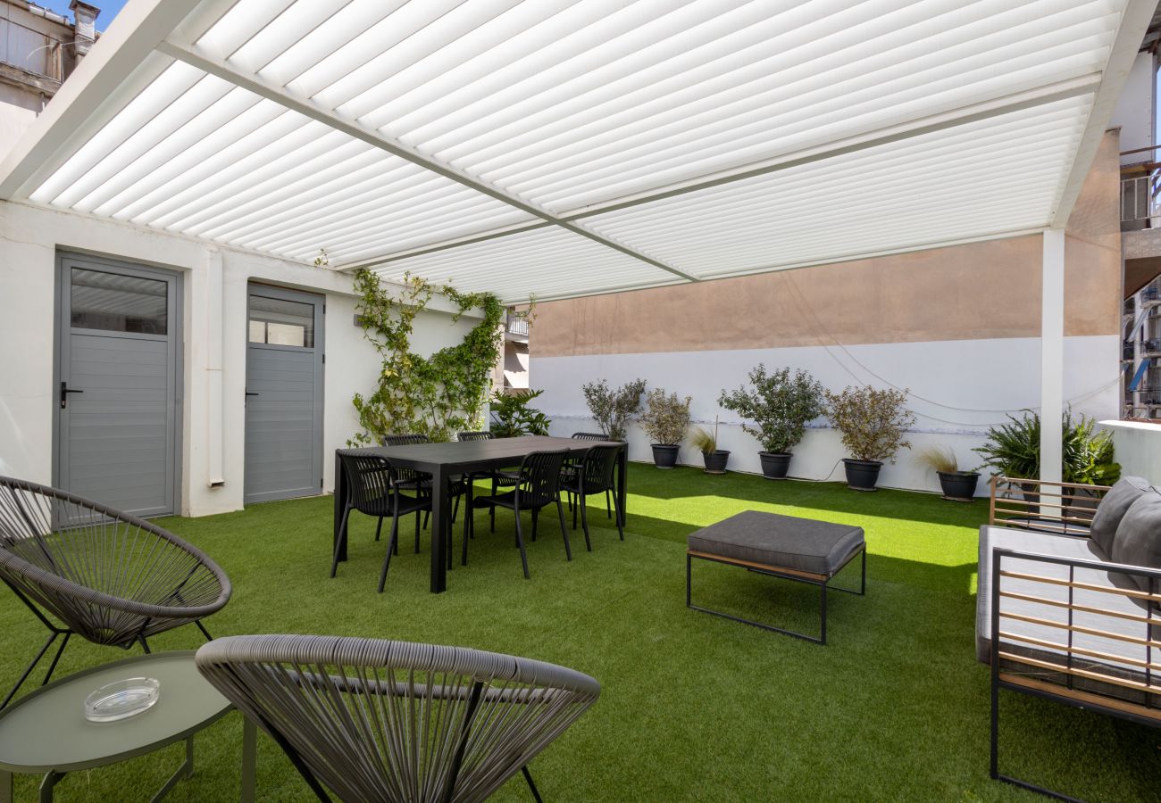 Maison à Athens - 4BR House near Acropolis | Roof Garden | 12 Guests and Hot Tub