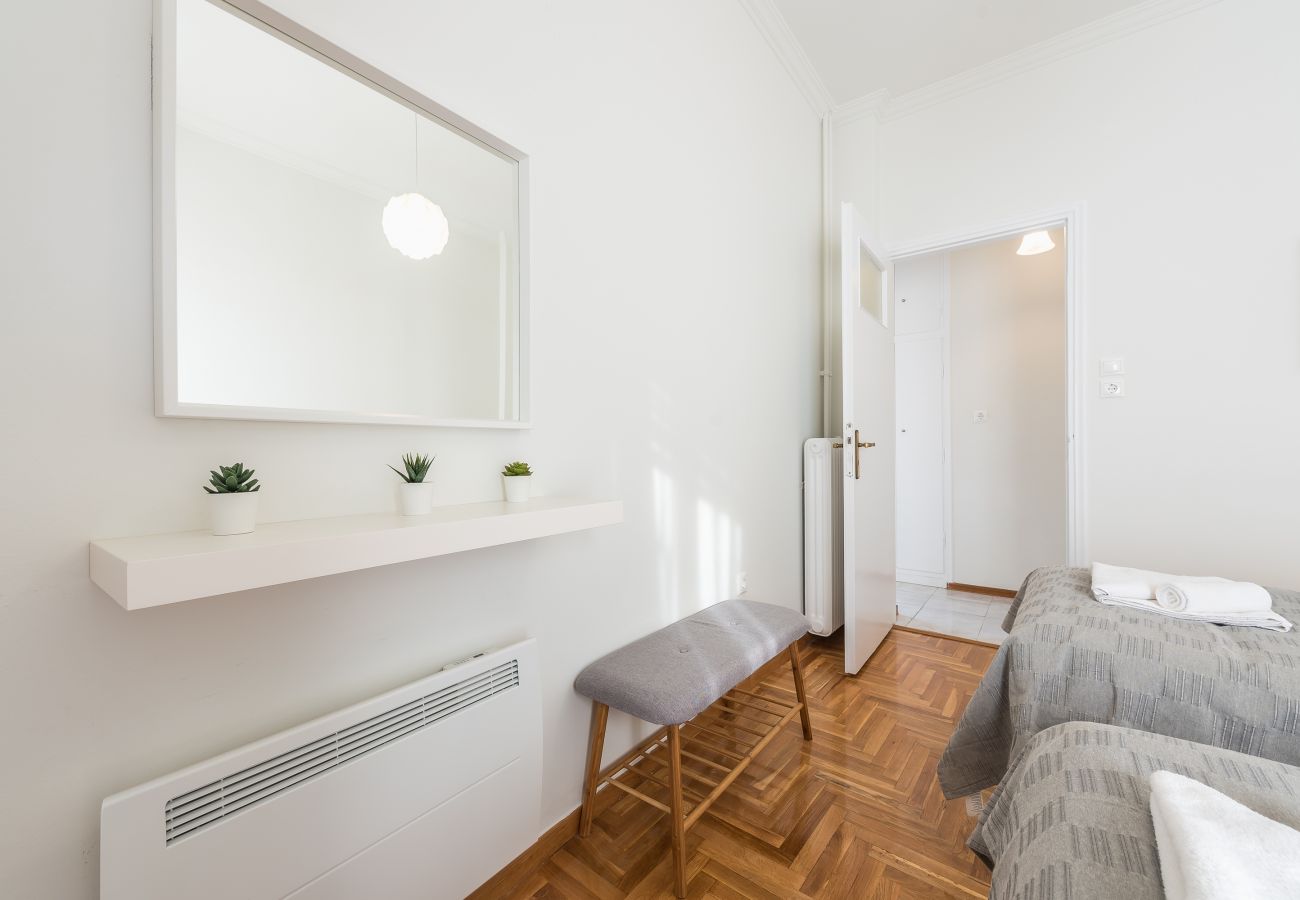 Appartement à Athens - Cozy and fresh 2bdrm apt close to Metro 