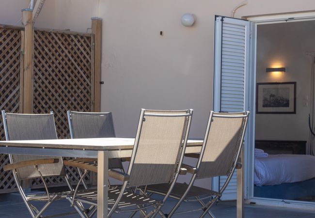 Appartement à Athens - Downtown Cocoon with Roof Deck  Appartement à Athens - Downtown Cocoon with Roof Deck