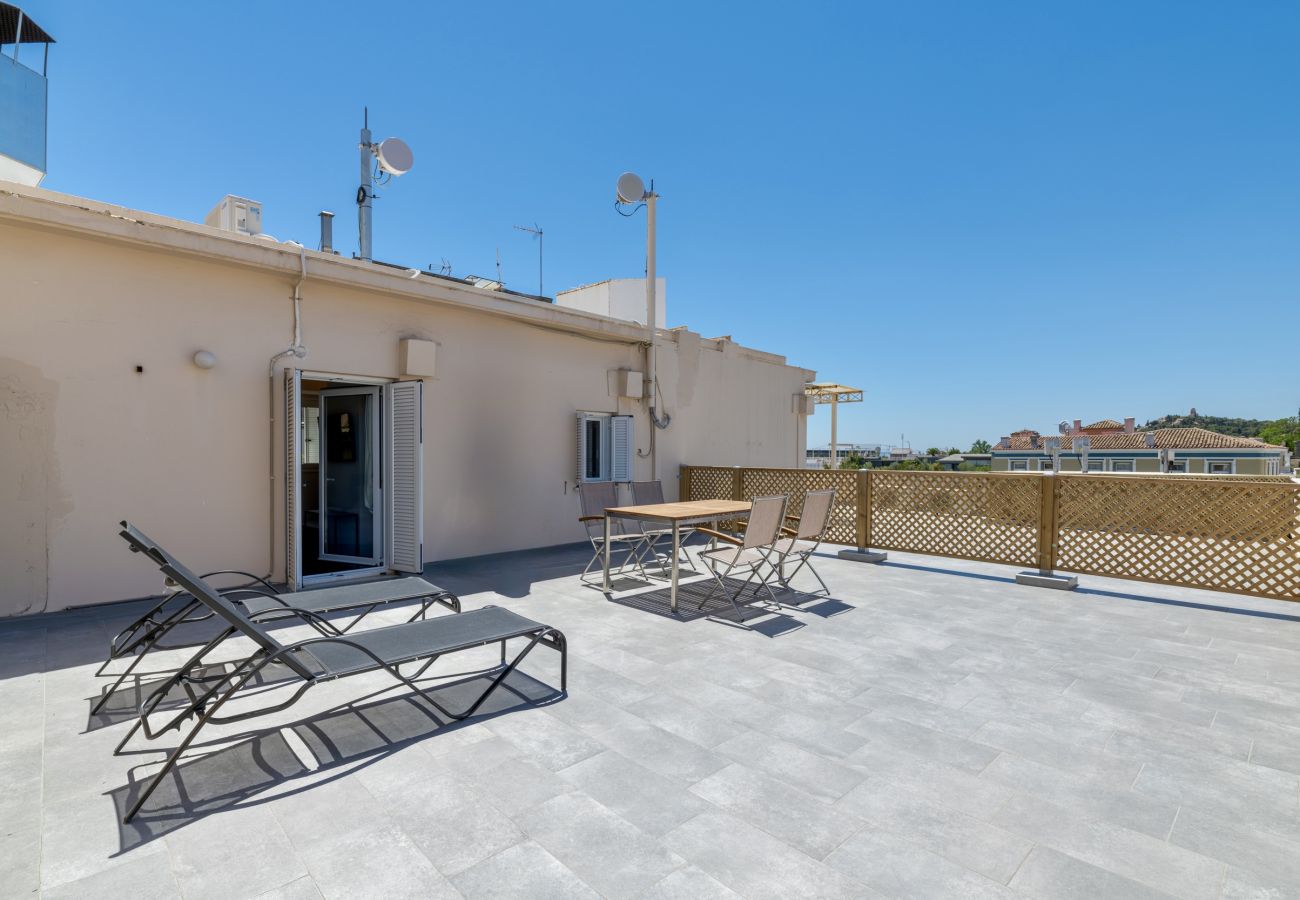 Appartement à Athens - Downtown Cocoon with Roof Deck 