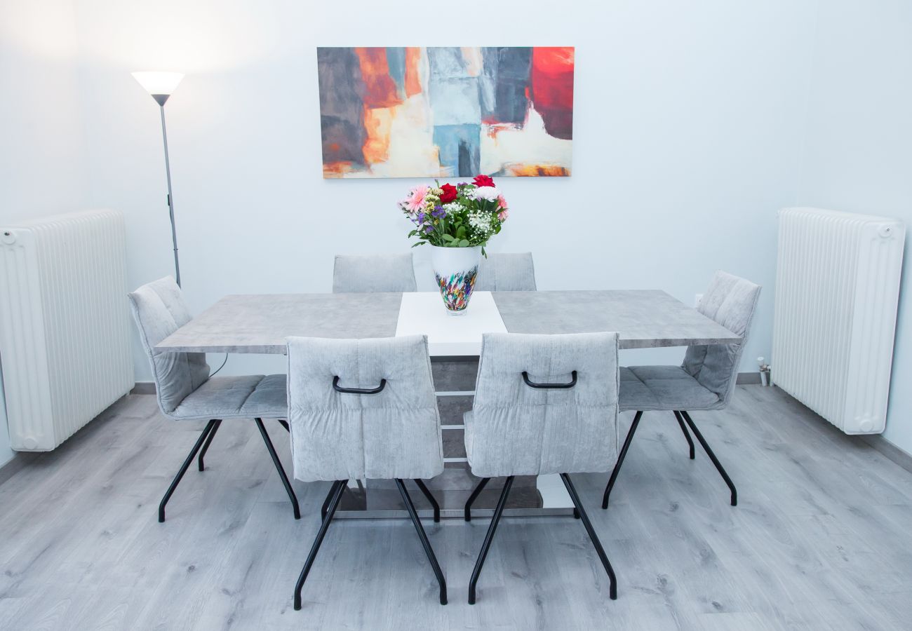 Appartement à Glyfada - Minimal apt in Glyfada with 3 bdrm