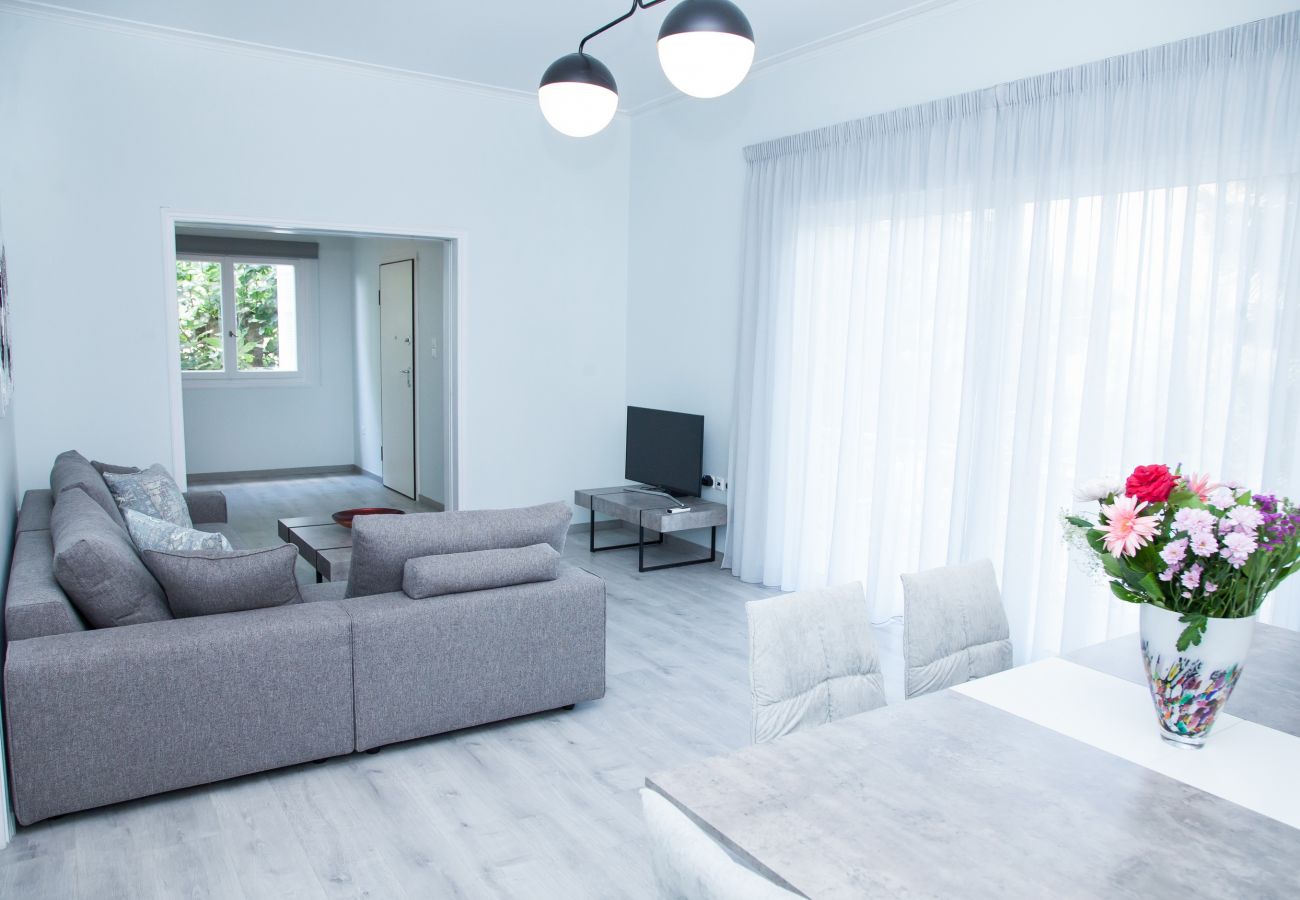 Appartement à Glyfada - Minimal apt in Glyfada with 3 bdrm
