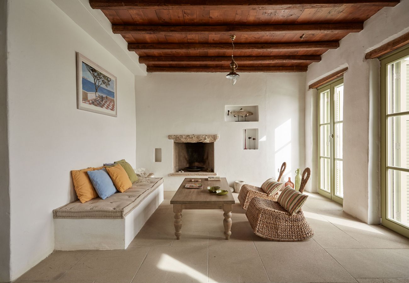 Villa à Ramos -  Spacious 6 bdrm Stone Villa with Pool
