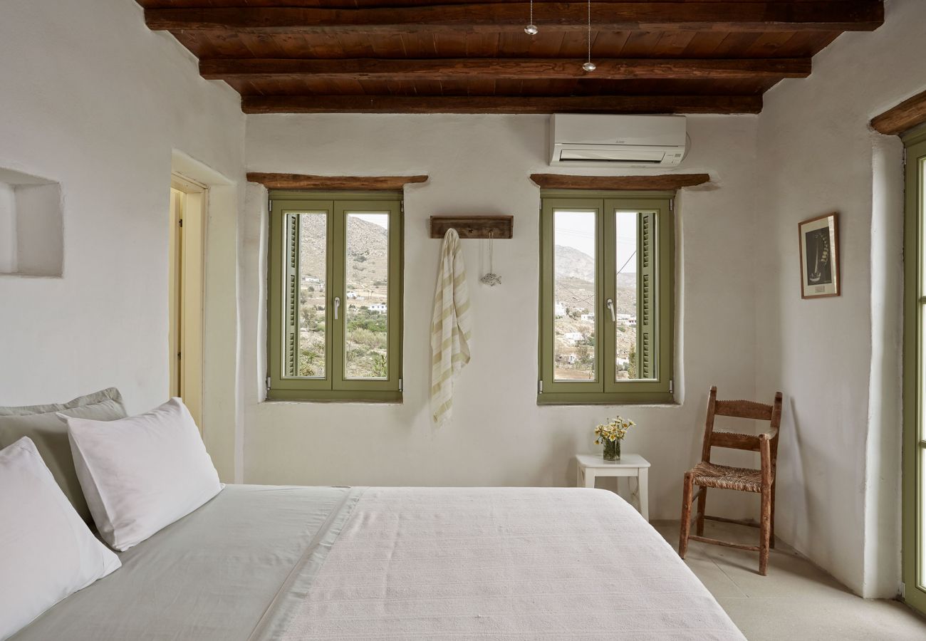 Villa à Ramos -  Spacious 6 bdrm Stone Villa with Pool