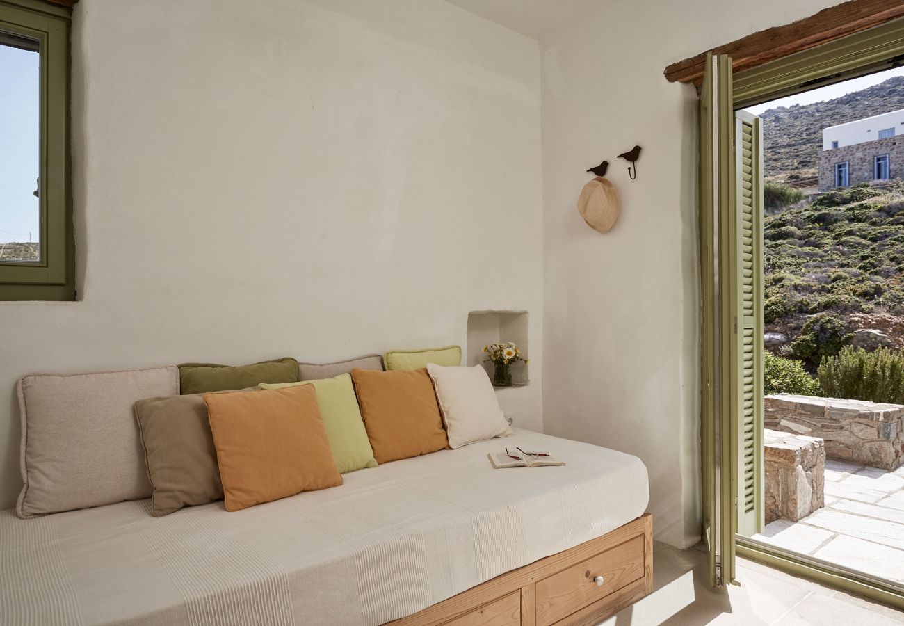 Villa à Ramos -  Spacious 6 bdrm Stone Villa with Pool