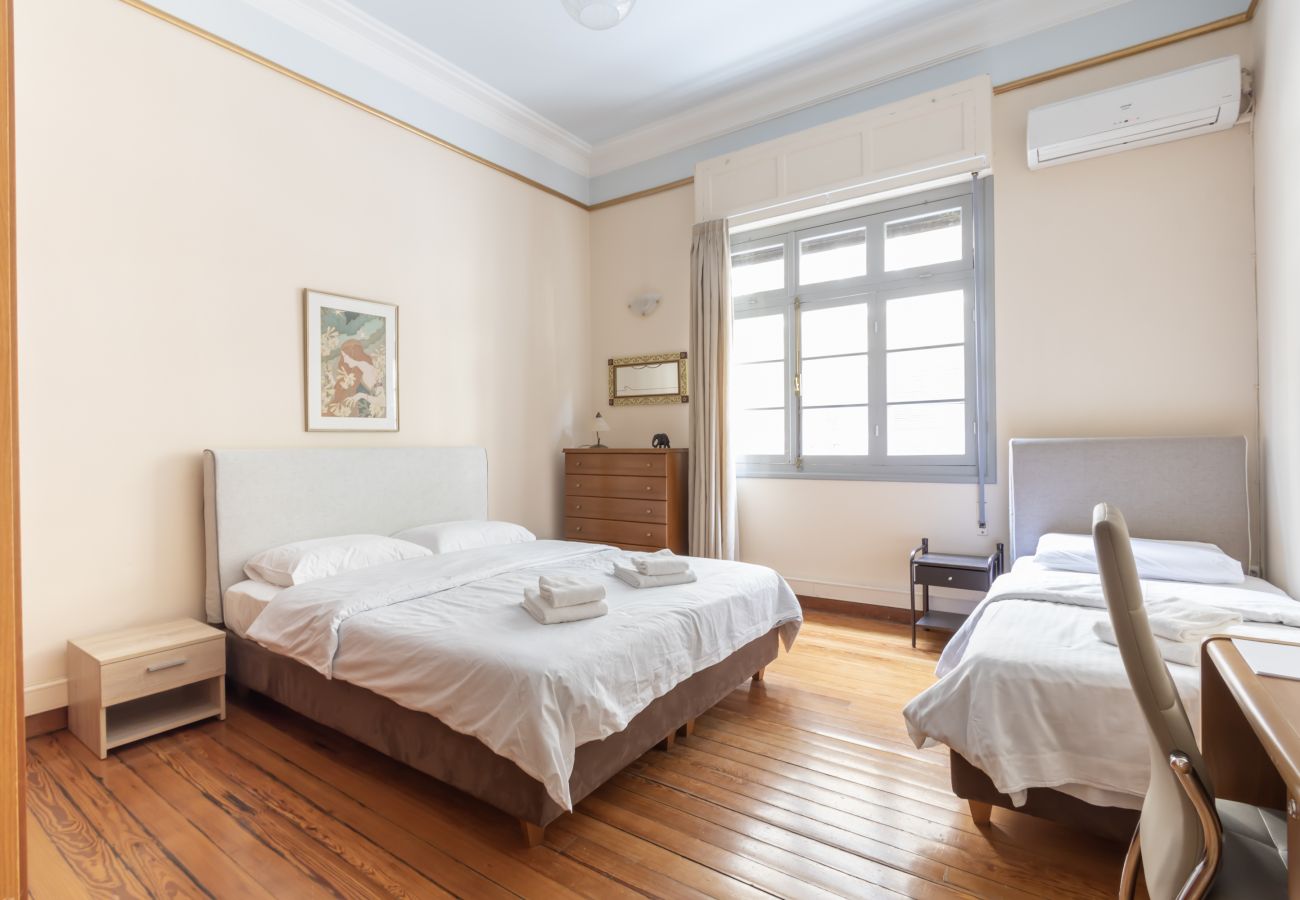 Appartement à Athens - Ideal 4 bdr Apartment in Plaka for 10!