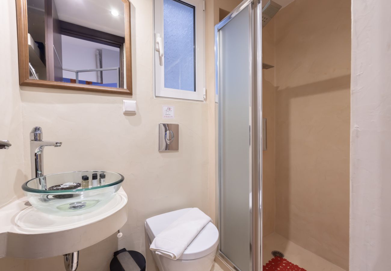 Appartement à Athens - Ideal 4 bdr Apartment in Plaka for 10!