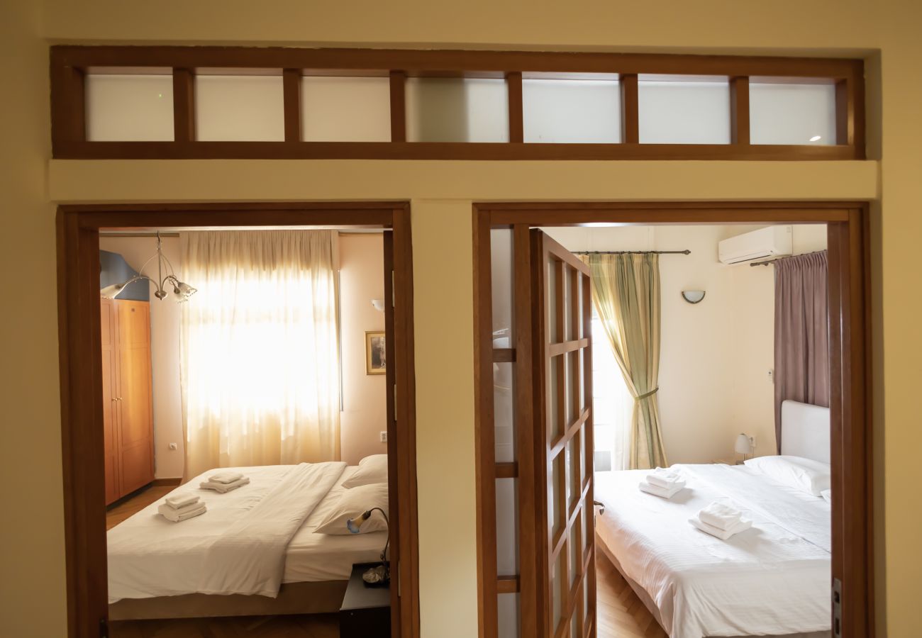 Appartement à Athens - Ideal 4 bdr Apartment in Plaka for 10!