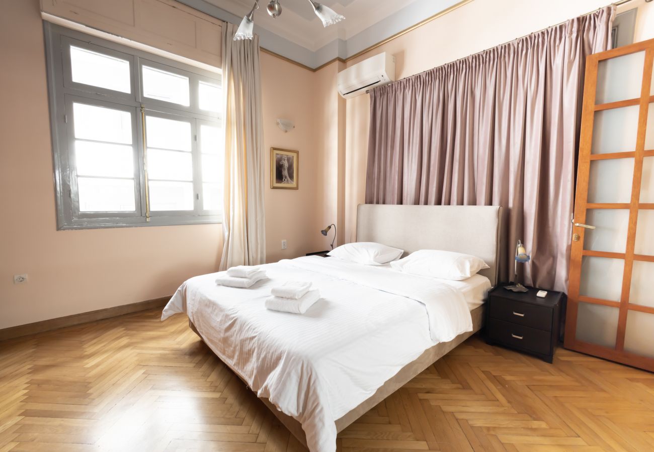 Appartement à Athens - Ideal 4 bdr Apartment in Plaka for 10!