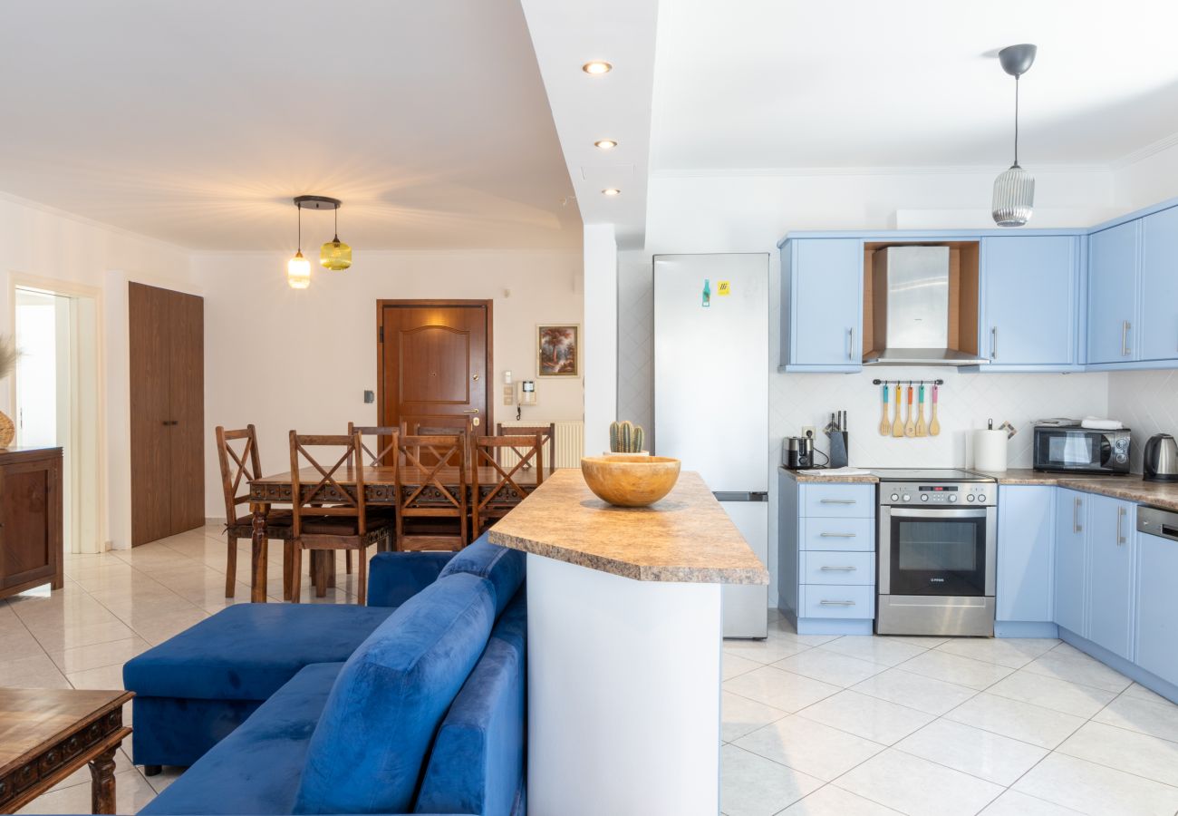 Appartement à Alimos - Luxury and Spacious apt for 8 guests | New features April 2025