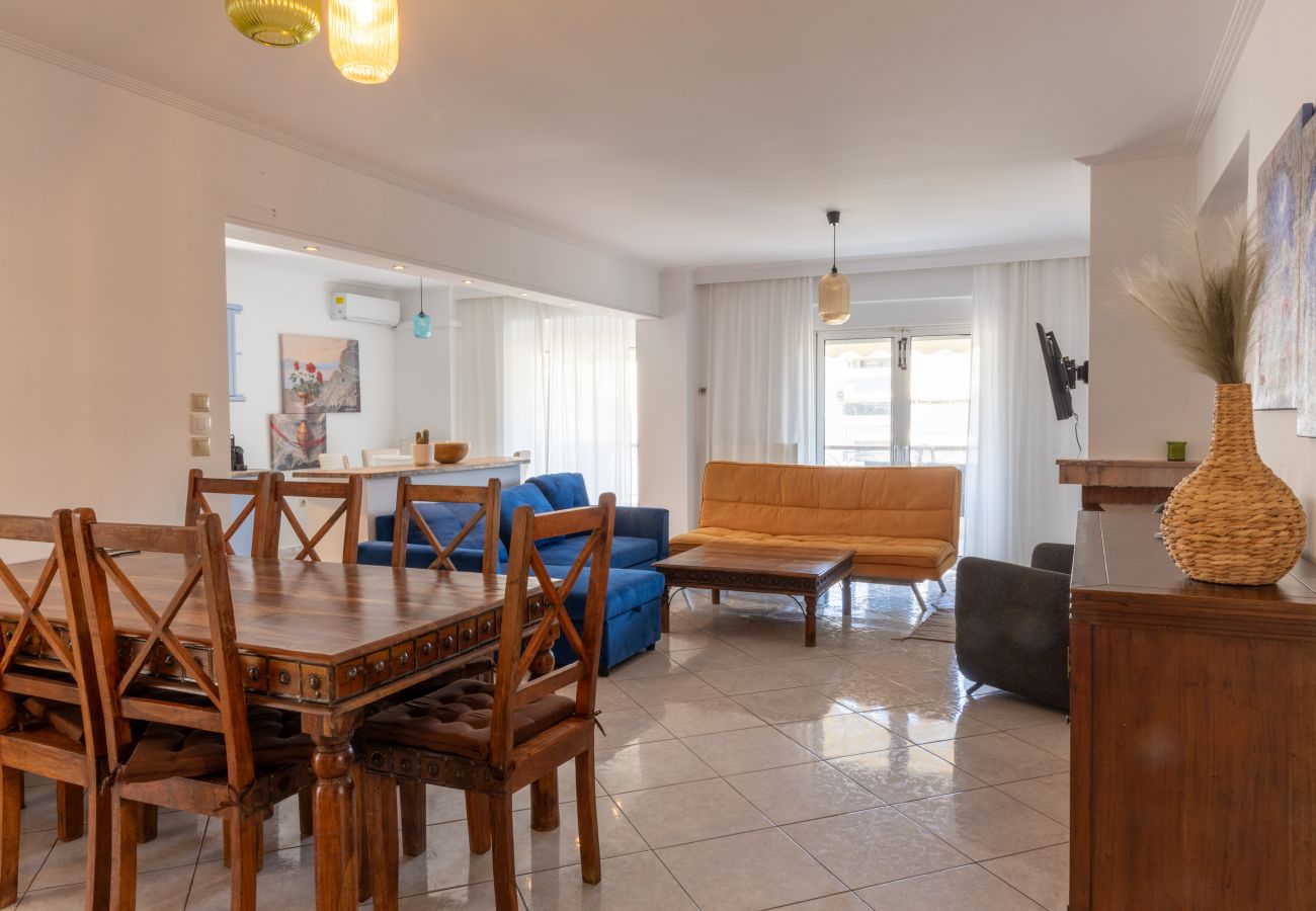 Appartement à Alimos - Luxury and Spacious apt for 8 guests | New features April 2025