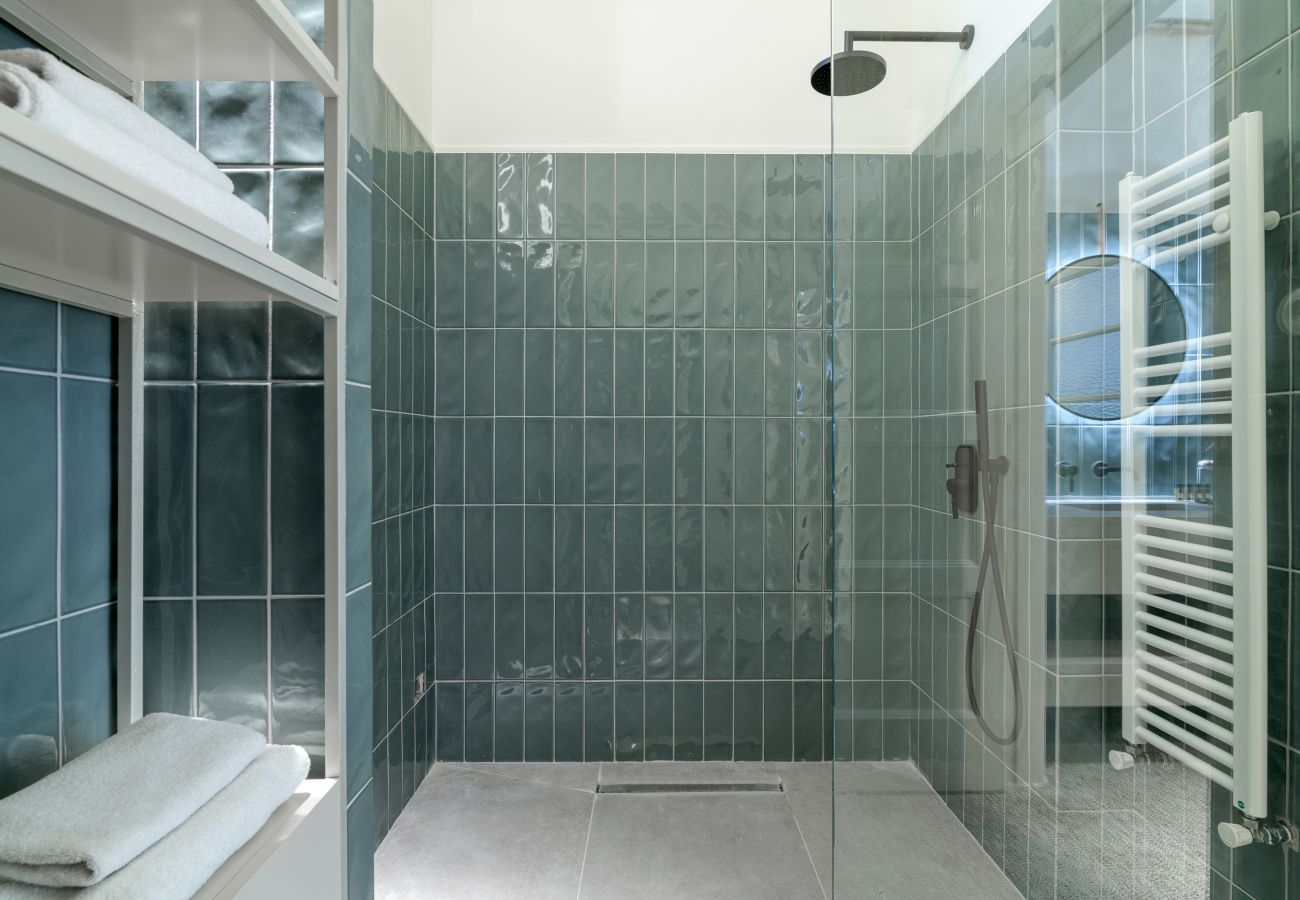Appartement à Athens - Your 4 bdrm Dream House w/Acropolis View & Jacuzzi