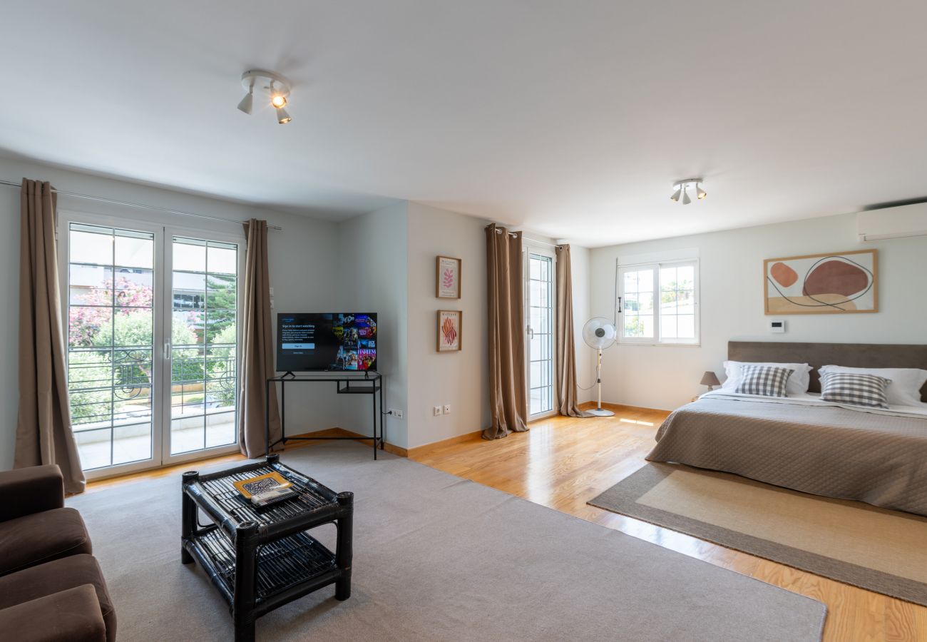 Appartement à Glyfada - Luxury 3-Bedroom House in Central Glyfada