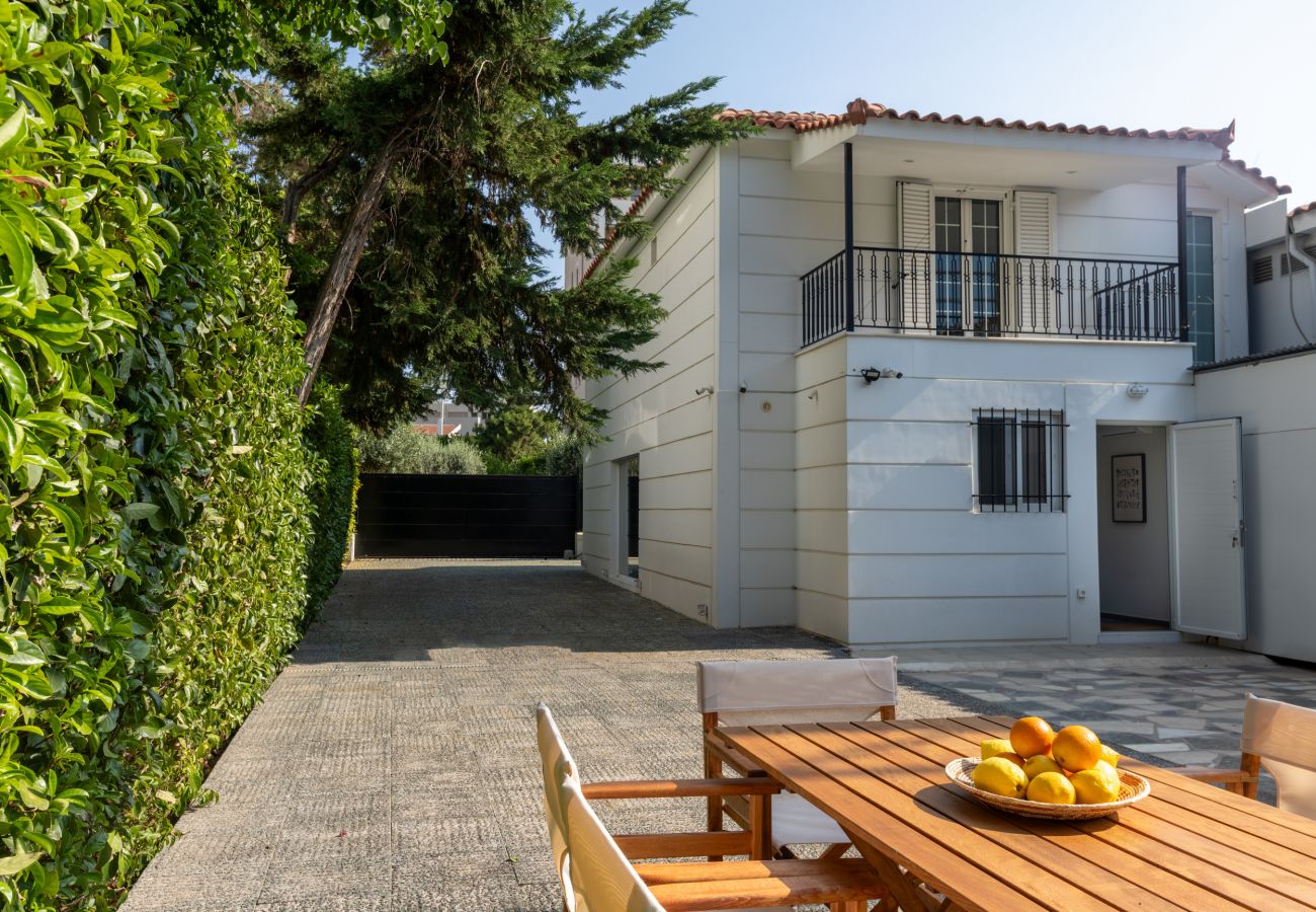 Appartement à Glyfada - Luxury 3-Bedroom House in Central Glyfada