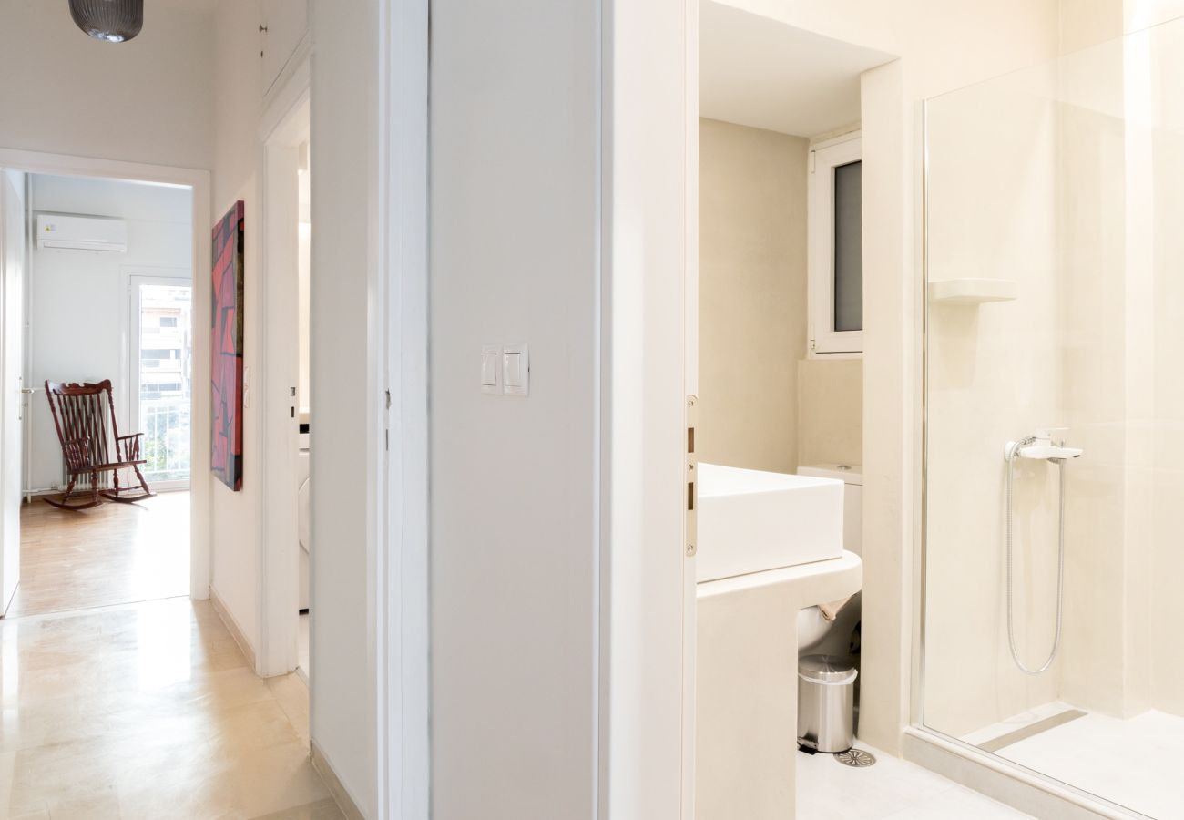 Appartement à Glyfada - Charming Seaside Apartment | Elegant 2BR in Glyfada