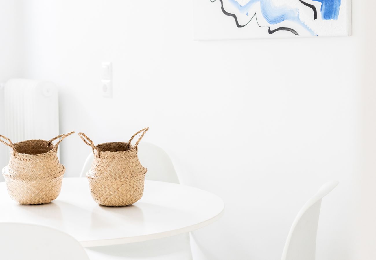 Appartement à Glyfada - Charming Seaside Apartment | Elegant 2BR in Glyfada