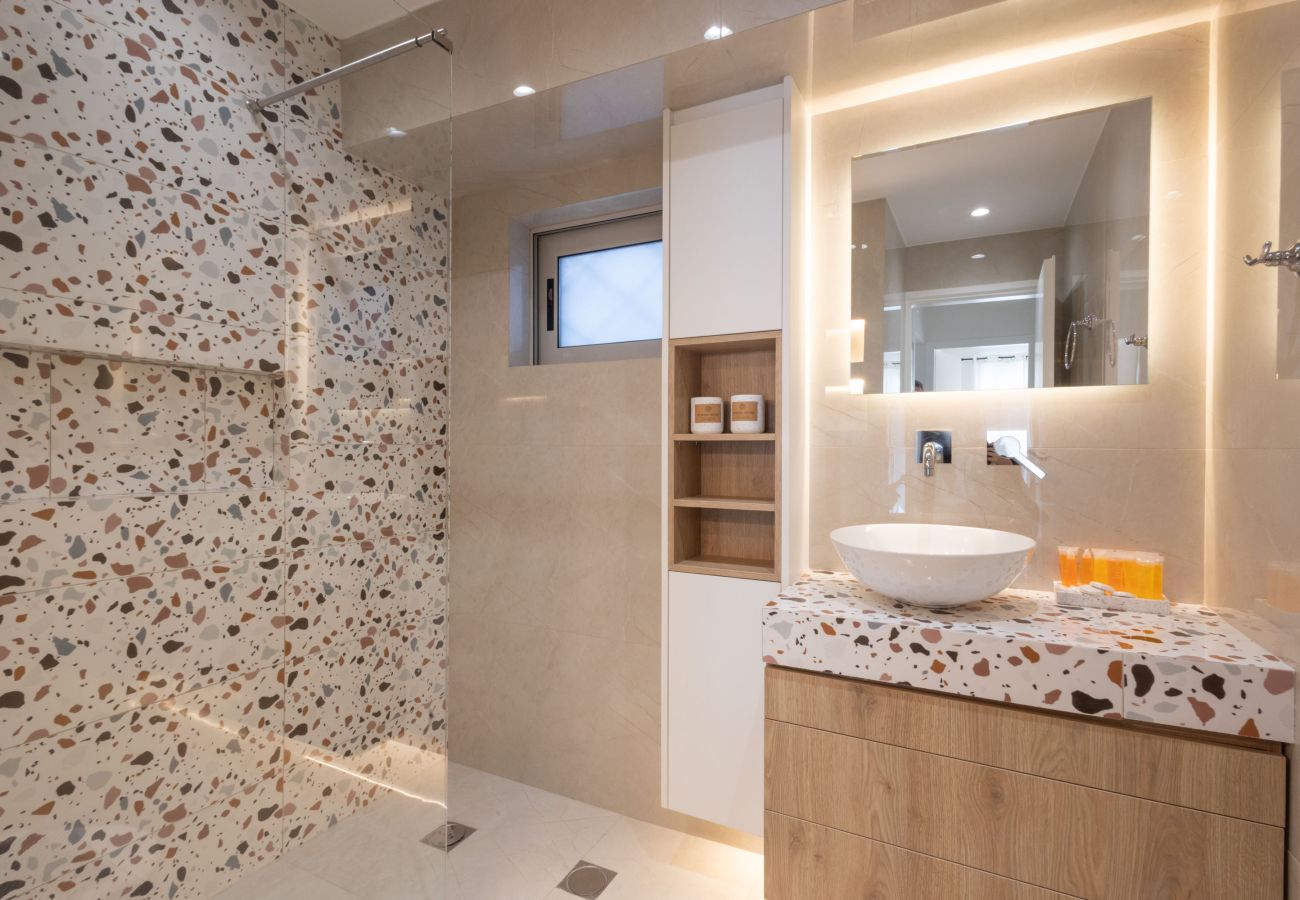 Appartement à Palaio Faliro -  Seaside Elegance | Brand New 2BD Luxury Stay