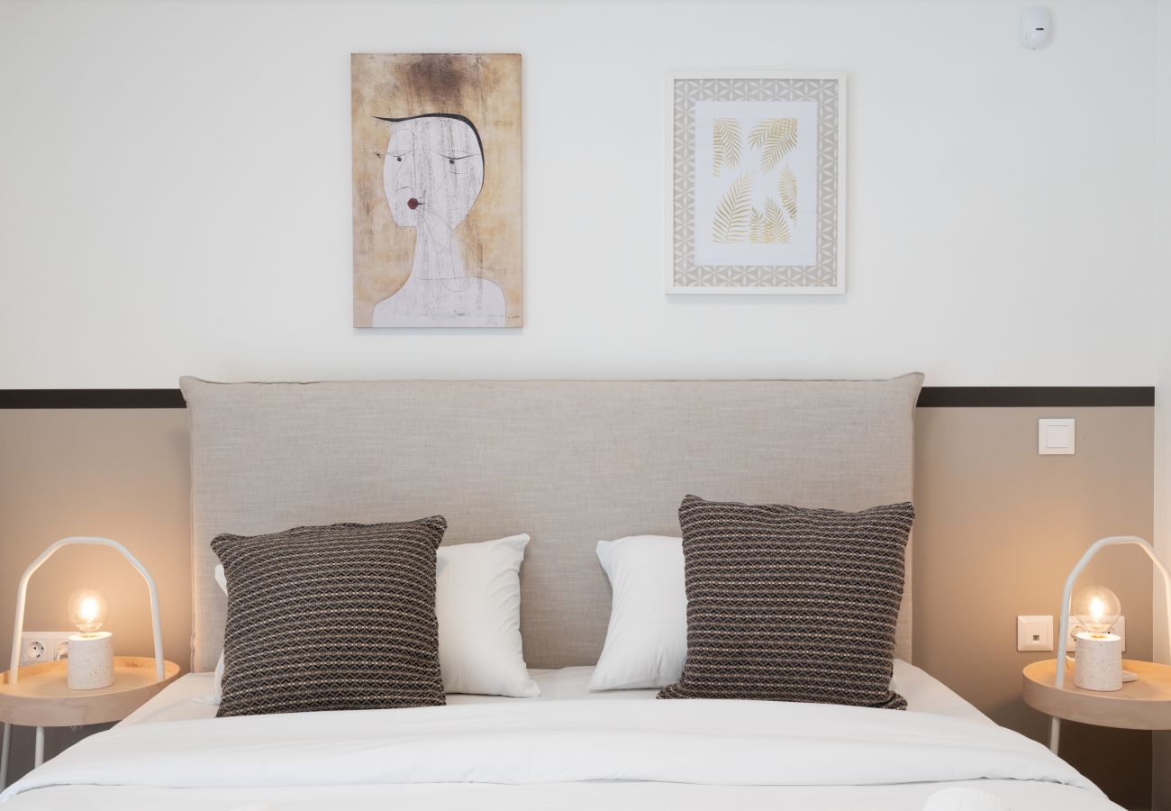 Appartement à Palaio Faliro -  Seaside Elegance | Brand New 2BD Luxury Stay