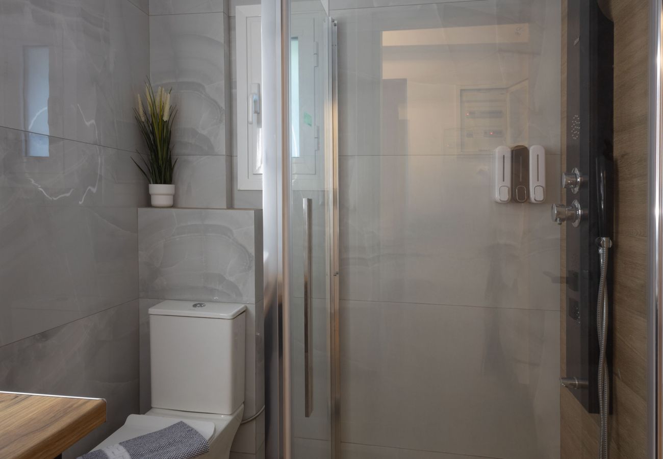Maison à Agia Paraskevi - The Secret Garden Stay