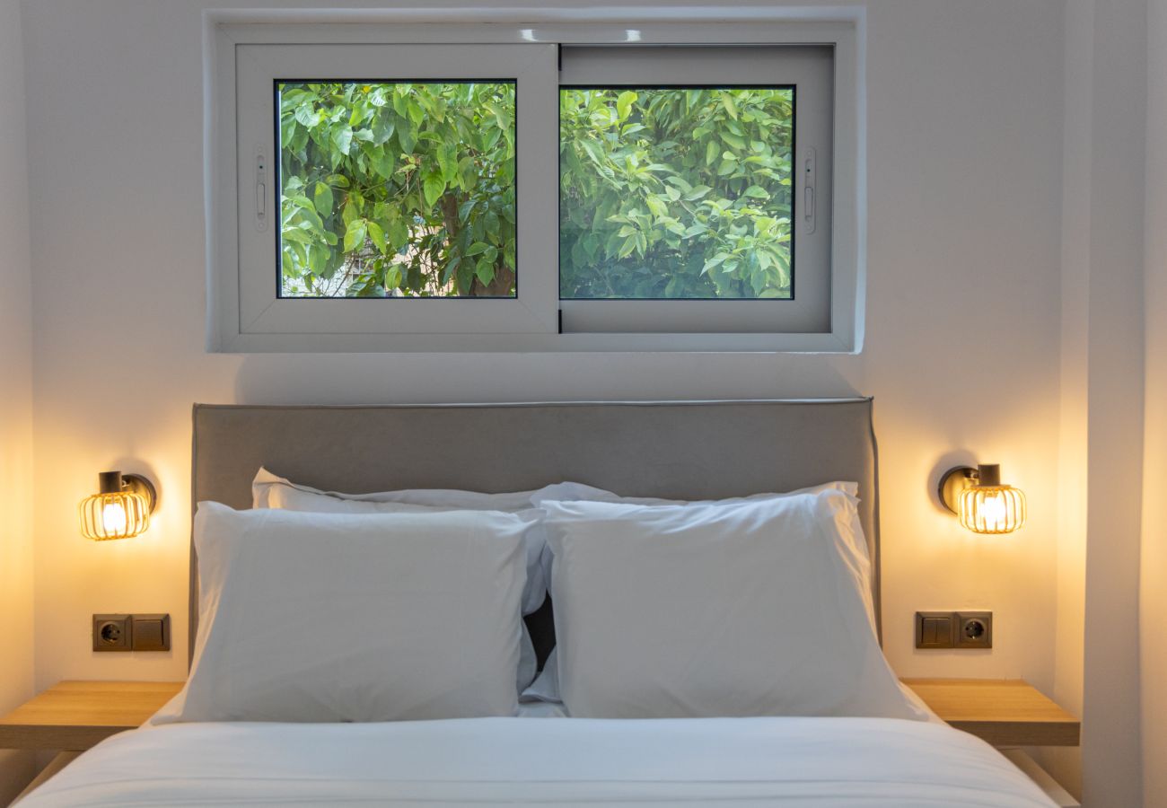 Maison à Agia Paraskevi - The Secret Garden Stay