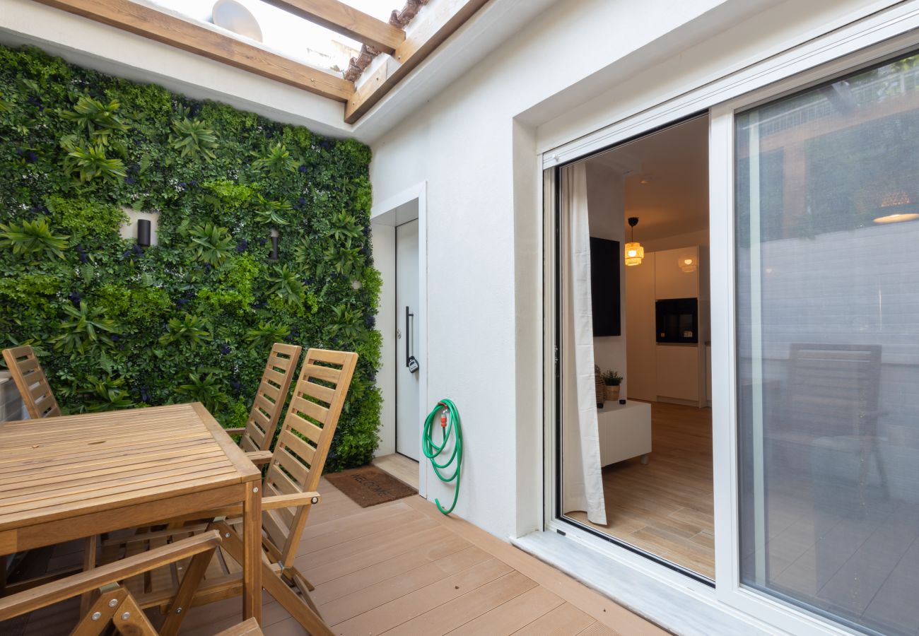 Maison à Agia Paraskevi - The Secret Garden Stay