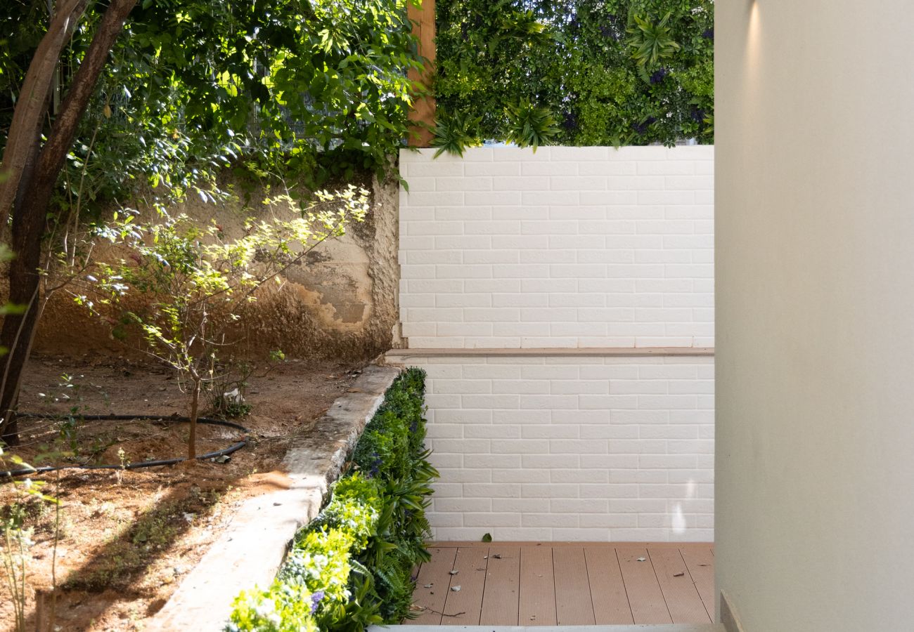 Maison à Agia Paraskevi - The Secret Garden Stay