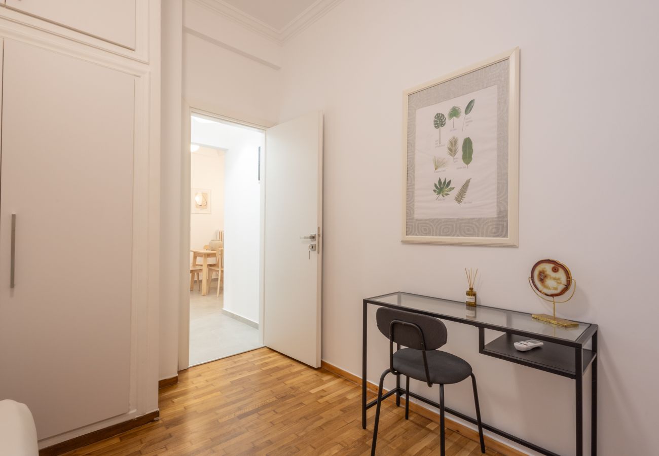Appartement à Athens - Fresh 2 bdrm Apt in Koukaki
