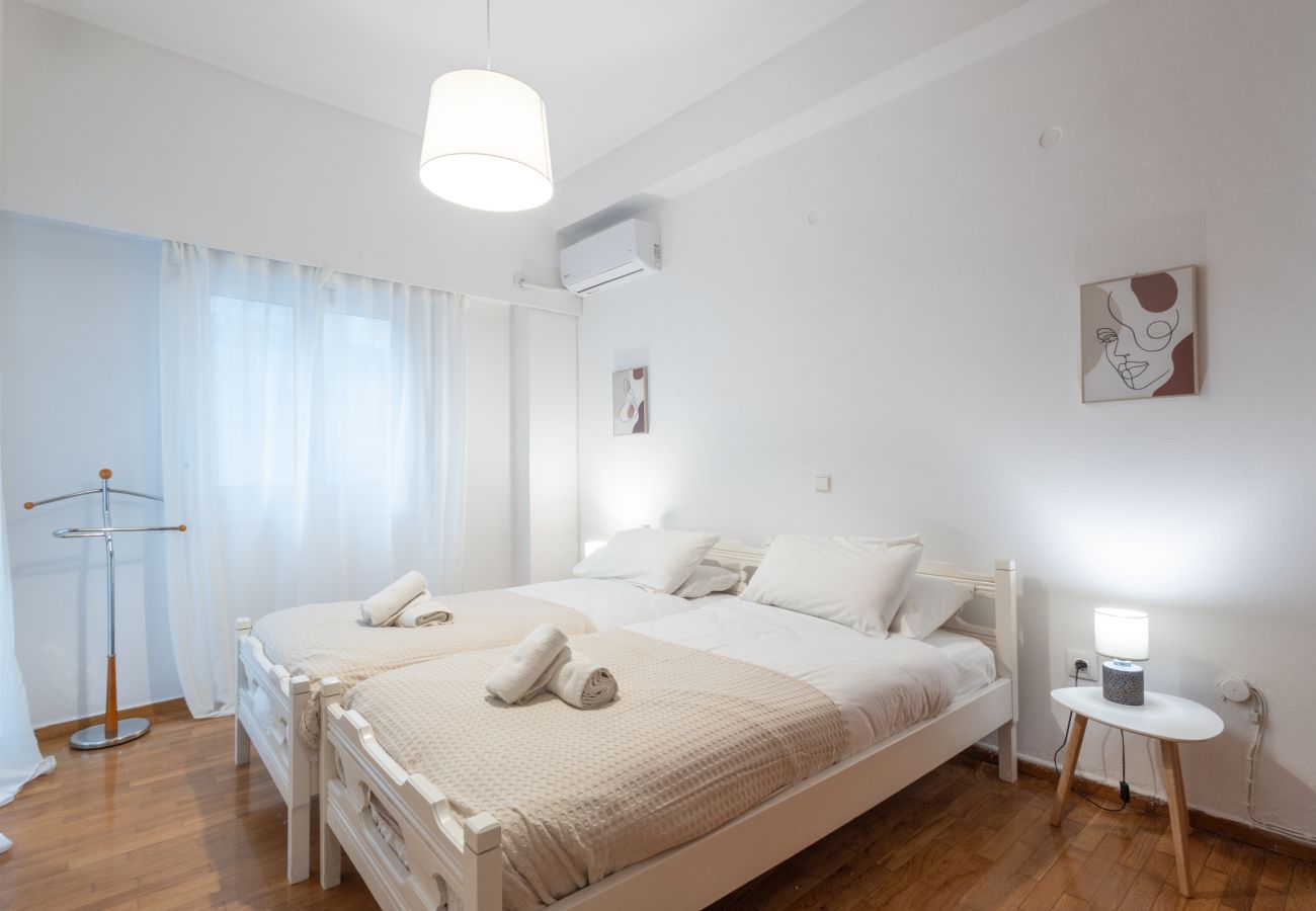Appartement à Vyronas - Comfort Apartment with 2 Bedrooms