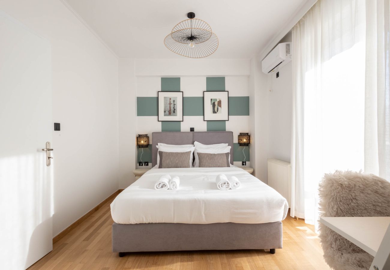 Appartement à Athens - Acropolis Sky Retreat | Jacuzzi & 3BR Maisonette