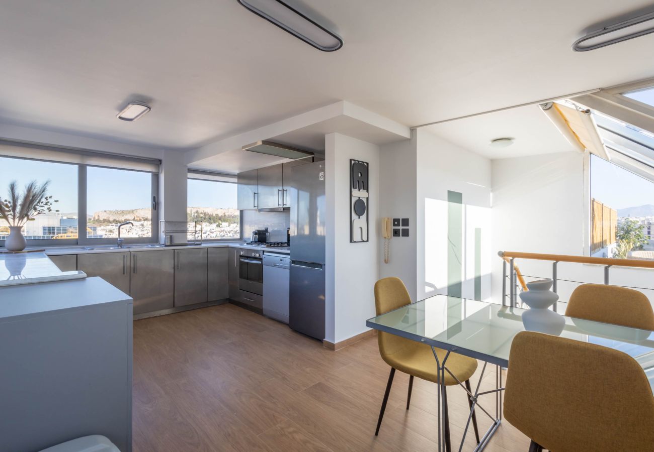 Appartement à Athens - Acropolis Sky Retreat | Jacuzzi & 3BR Maisonette