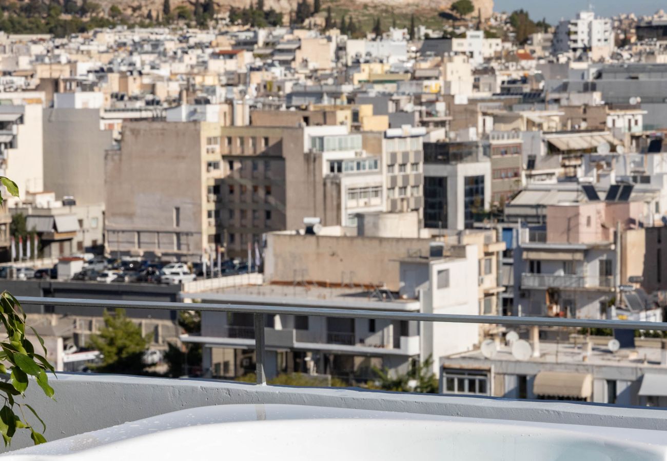 Appartement à Athens - Acropolis Sky Retreat | Jacuzzi & 3BR Maisonette