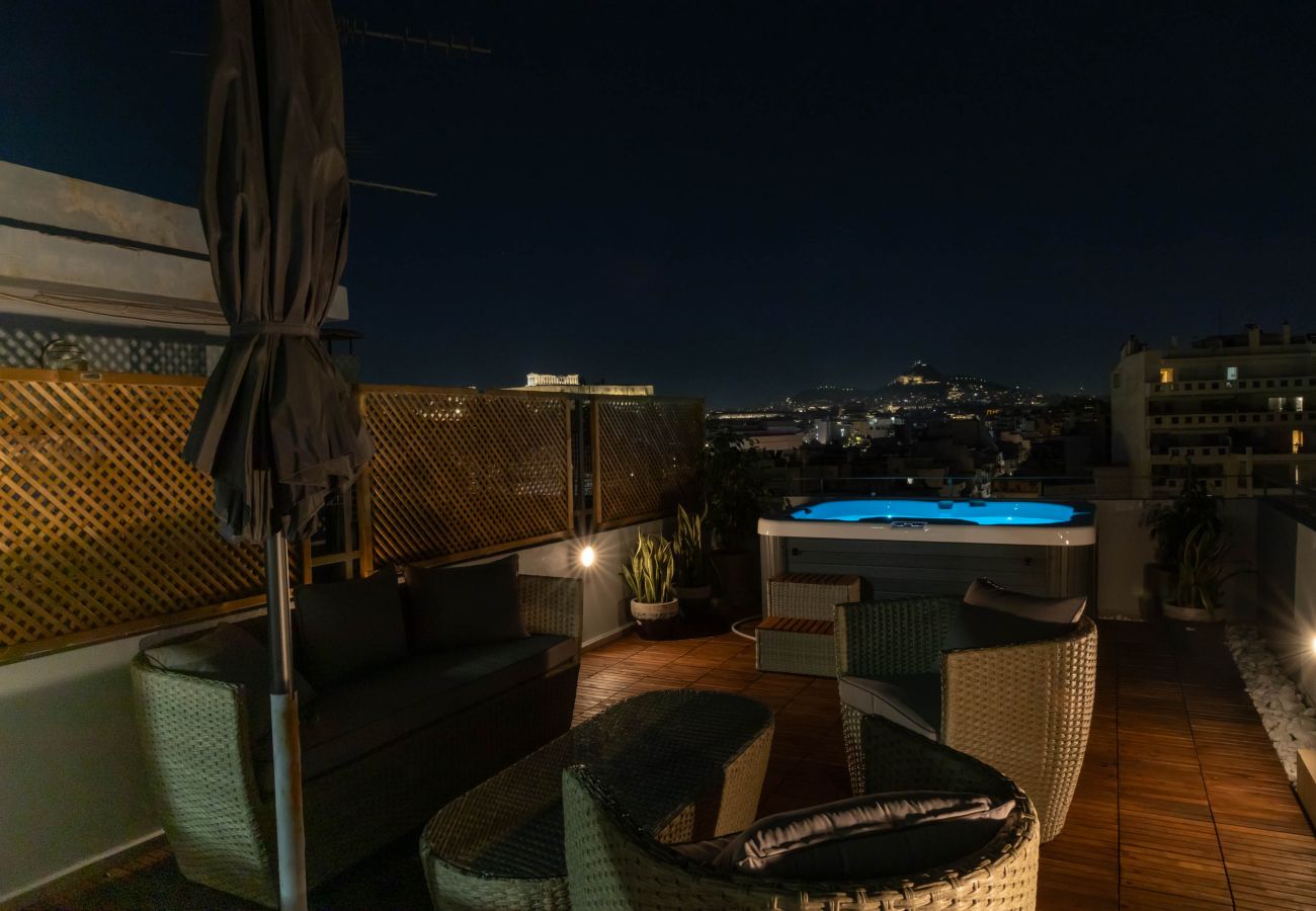 Appartement à Athens - Acropolis Sky Retreat | Jacuzzi & 3BR Maisonette